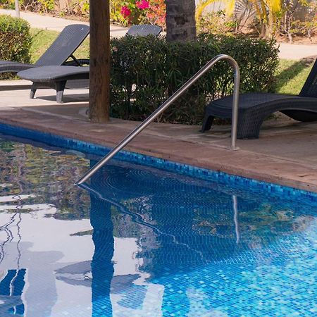 Casa En Privada Frente A La Playa Con Alberca! Villa มาซาตลัน ภายนอก รูปภาพ