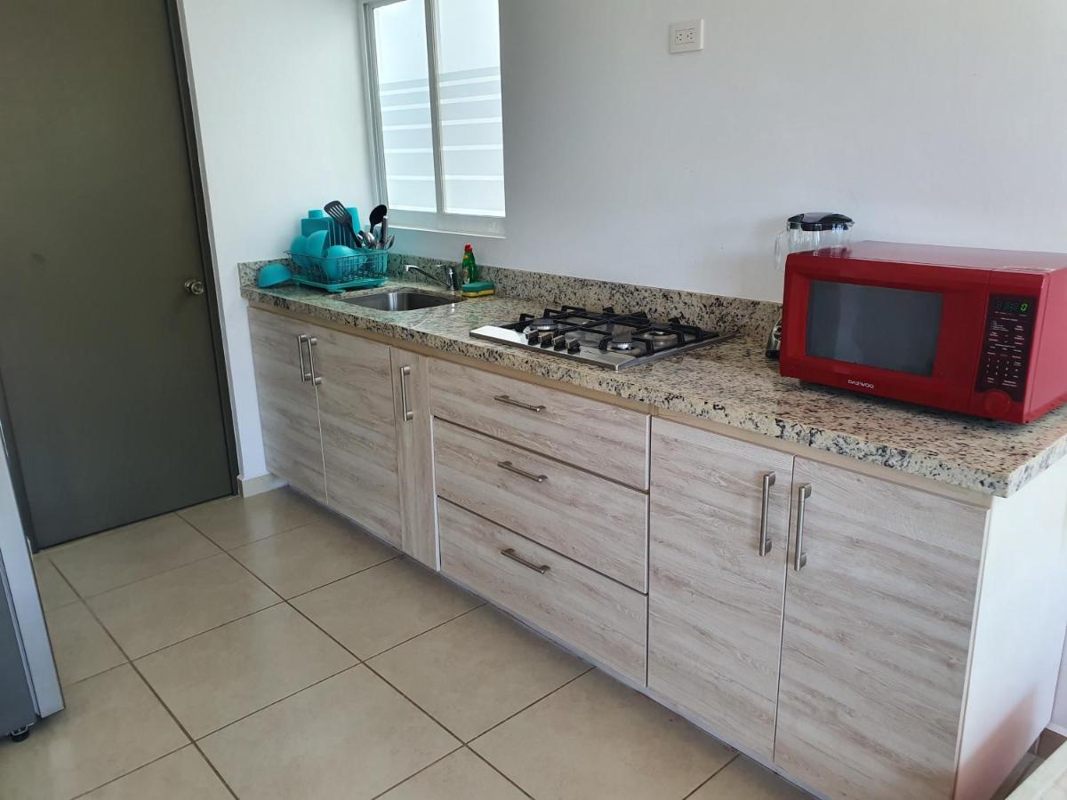 Casa En Privada Frente A La Playa Con Alberca! Villa มาซาตลัน ภายนอก รูปภาพ