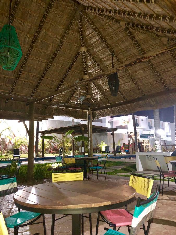 Casa En Privada Frente A La Playa Con Alberca! Villa มาซาตลัน ภายนอก รูปภาพ